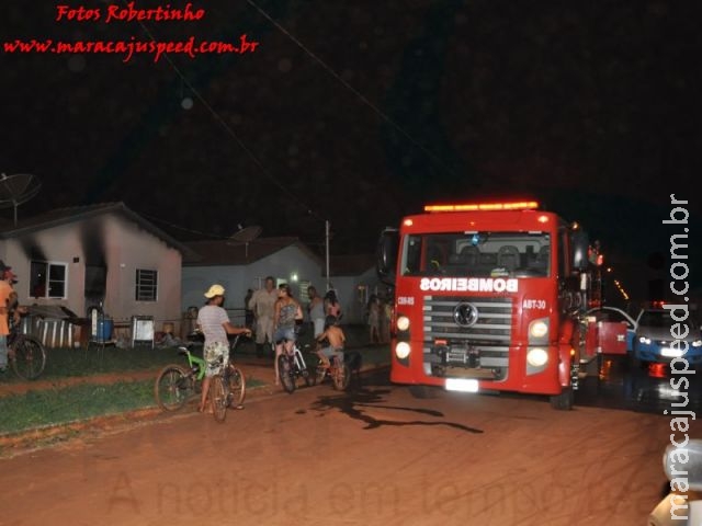 Homem ateia fogo em residência no Conjunto Olídia, revoltado com fim de relacionamento amoroso e é preso em flagrante pela PM