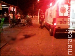 Pedreiro de 38 anos é assassinado com tiro na cabeça em porta de bar Pedreiro de 38 anos é assassinado com tiro na cabeça em porta de bar
