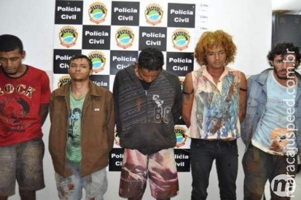 Adolescente envolvido em roubo a bar é apreendido na sala de aula