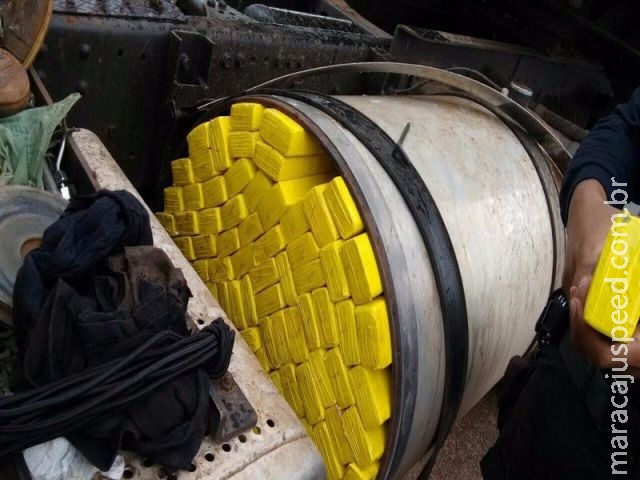 Operação conjunta DOF/PM/PC, apreende quase meia tonelada de maconha em tanque de combustível de caminhão na região de Amambaí Operação conjunta DOF/PM/PC, apreende quase meia tonelada de maconha em tanque de combustível de caminhão na região de Amambaí