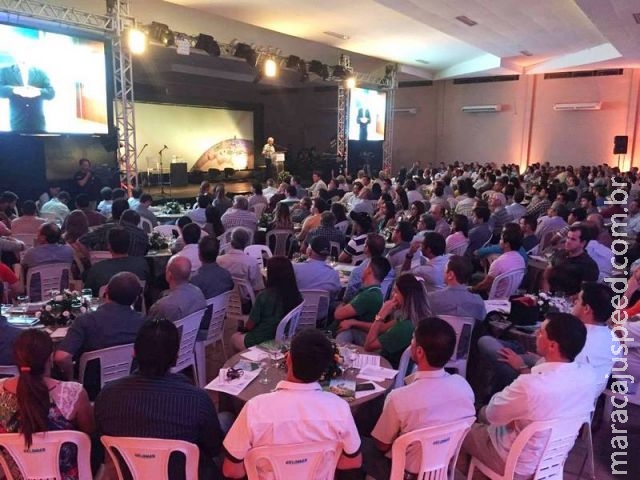 Soja Brasil celebra fim de safra recorde em programação transmitida ao vivo em Maracaju Soja Brasil celebra fim de safra recorde em programação transmitida ao vivo em Maracaju