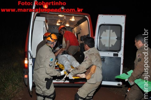 Maracaju: Jovem fica preso às ferragens por mais de 4h e tem pé esfacelado após carreta tombar na BR-267