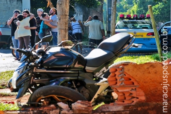 Sem experiência, ele pegou a moto escondido, diz amigo sobre militar Sem experiência, ele pegou a moto escondido, diz amigo sobre militar