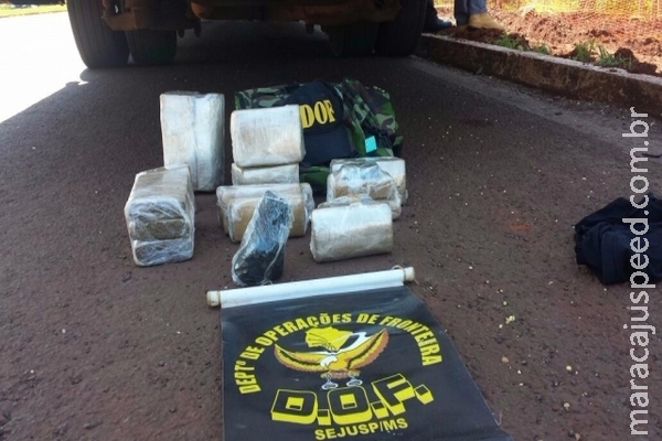 Operação "Urubu" apreende drogas e produtos do Paraguai Operação "Urubu" apreende drogas e produtos do Paraguai