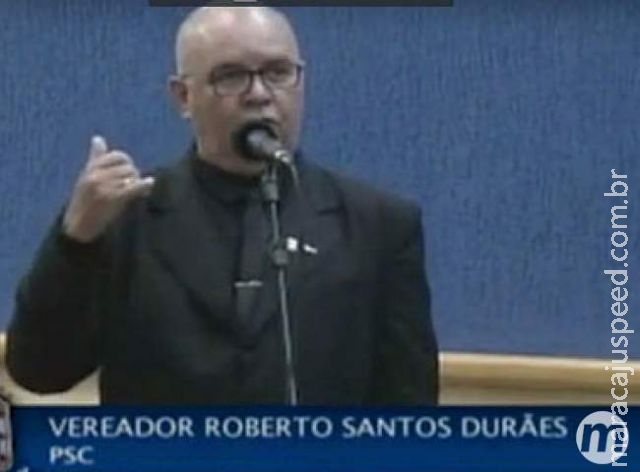 VÍDEO: em discurso, vereador diz conhecer mãe de Bernal no silêncio dos edredons