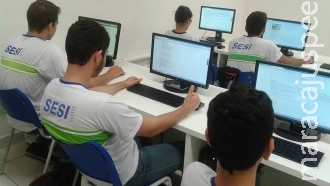 Escolas do Sesi usam plataforma tecnológica na preparação de alunos para o Enem
