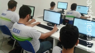 Escolas do Sesi usam plataforma tecnológica na preparação de alunos para o Enem Escolas do Sesi usam plataforma tecnológica na preparação de alunos para o Enem