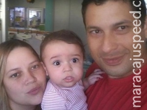 Família luta pela sobrevivência de bebê com alergia alimentar rara Família luta pela sobrevivência de bebê com alergia alimentar rara