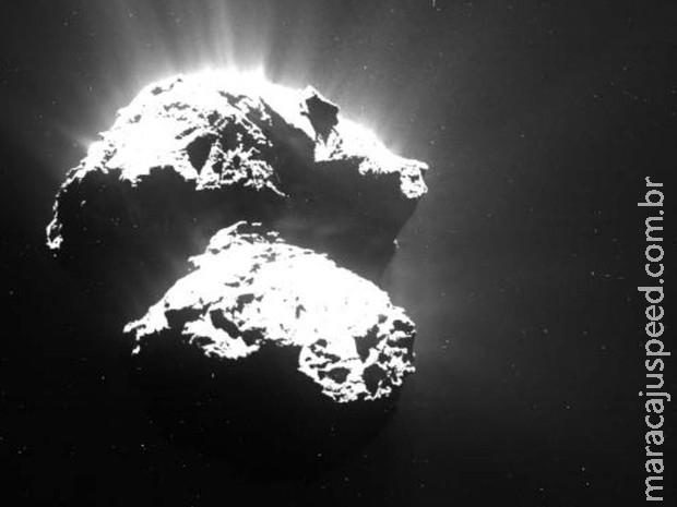 Cientistas detectam em cometa dois ingredientes-chave para a vida Cientistas detectam em cometa dois ingredientes-chave para a vida