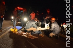 Motociclista colide na traseira de carroça e fica ferido na MS-147