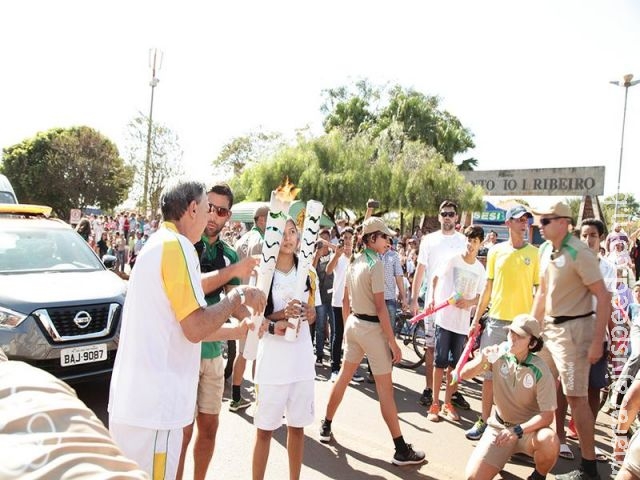 Sesi de Maracaju divulga serviços na passagem da Tocha Olímpica pela cidade Sesi de Maracaju divulga serviços na passagem da Tocha Olímpica pela cidade