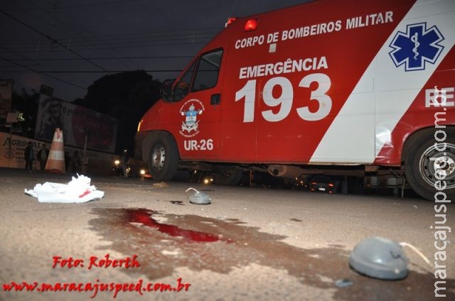 Maracaju: Motorista colide com motocicleta na R. 11 de Junho, se evadi do local e vítima é socorrida por Prefeito