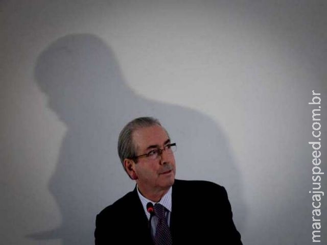  Cunha recorre a Temer para eleger aliado para presidência da Câmara