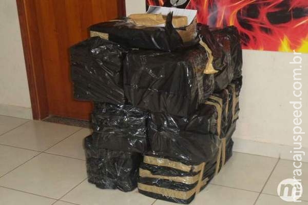 Após perseguição e tiro no bumbum, dupla é presa com droga para Capital