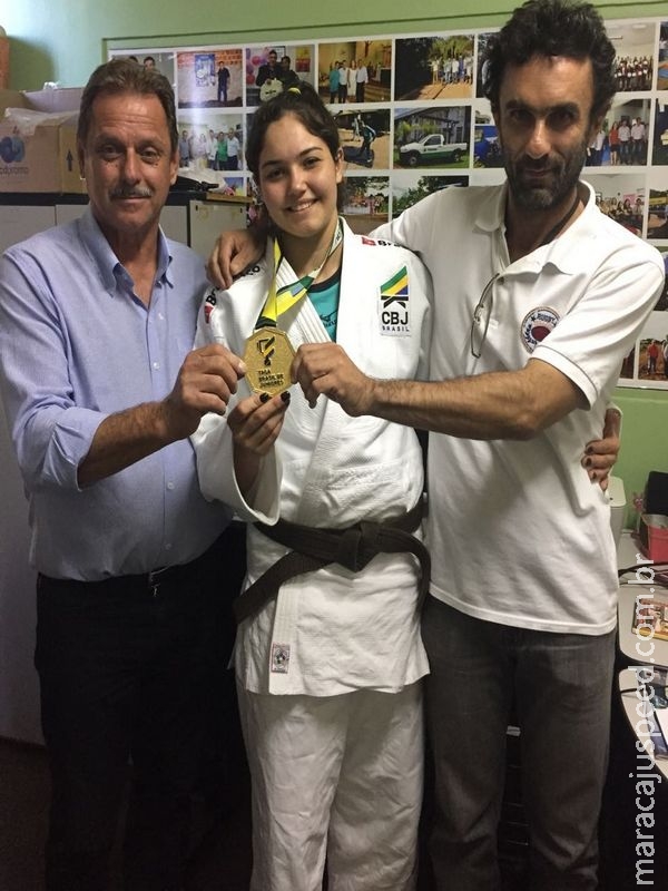 Presidente da Câmara recepciona atleta Maracajuense Campeã Brasileira de Judô Sub 21