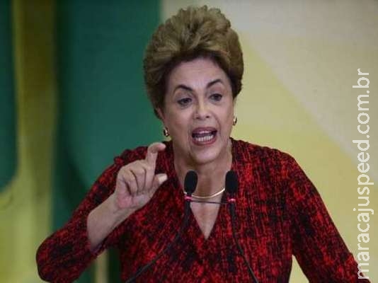 Dilma diz que a perícia do Senado comprova que não houve crime de responsabilidade Dilma diz que a perícia do Senado comprova que não houve crime de responsabilidade