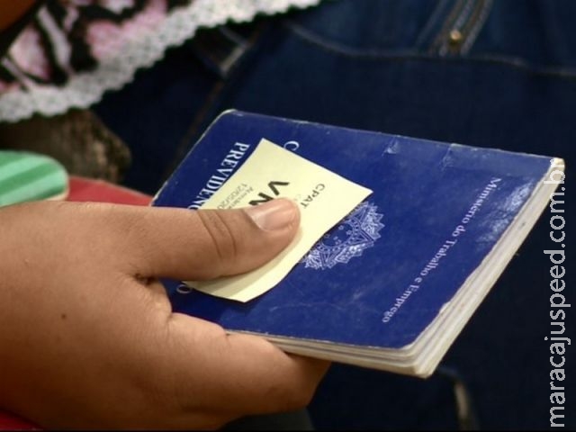 Desemprego fica em 11,2% no trimestre encerrado em maio Desemprego fica em 11,2% no trimestre encerrado em maio