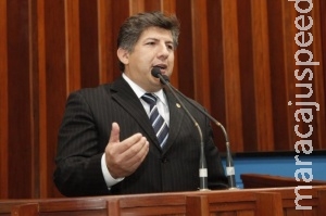 Projeto que obriga alunos a reparar vandalismo gera debate na Assembleia Projeto que obriga alunos a reparar vandalismo gera debate na Assembleia