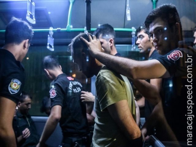 Turquia prossegue com expurgos e aliados mostram preocupação Turquia prossegue com expurgos e aliados mostram preocupação