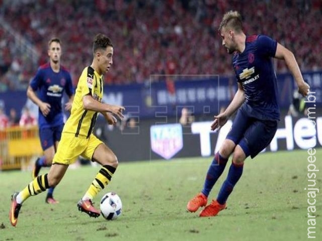Manchester United inicia excursão chinesa sendo goleado pelo Dortmund Manchester United inicia excursão chinesa sendo goleado pelo Dortmund