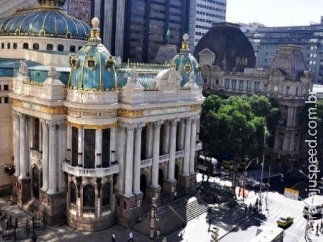 Theatro Municipal do Rio comemora 107 anos no domingo com programação gratuita Theatro Municipal do Rio comemora 107 anos no domingo com programação gratuita