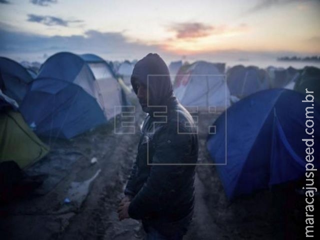 Hungria recusa 600 refugiados no 1º dia de aplicação de nova lei