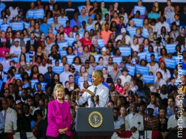 Em 1º comício juntos, Hillary promete construir sobre legado de Obama