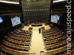 Favoritos na Câmara têm pendências judiciais Favoritos na Câmara têm pendências judiciais