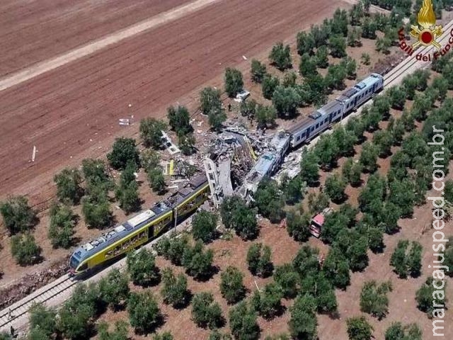  Ao menos 10 mortos em colisão de trens na Itália