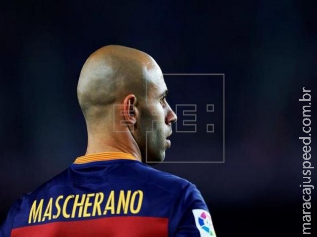 Mascherano renova com Barcelona até 30 de junho de 2019 Mascherano renova com Barcelona até 30 de junho de 2019