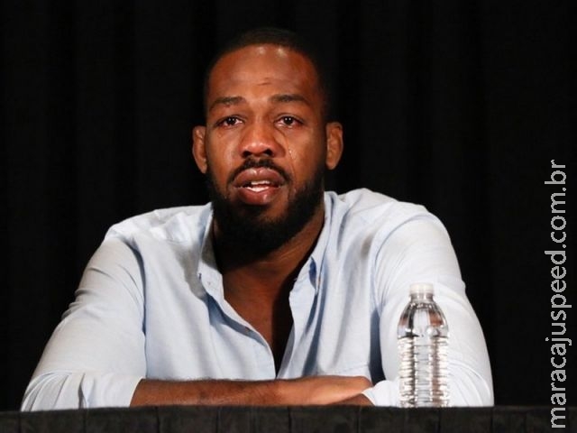 Em coletiva, Jon Jones chora e se desculpa com os fãs, o UFC e Cormier Em coletiva, Jon Jones chora e se desculpa com os fãs, o UFC e Cormier