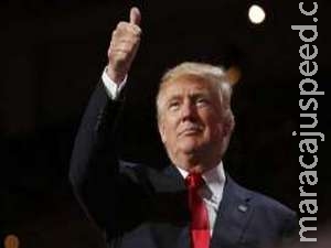 Trump propõe barrar imigração de países afetados por terrorismo Trump propõe barrar imigração de países afetados por terrorismo