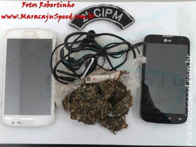 Maracaju: Polícia Militar detêm jovens que faziam consumo de cigarrinho Red Bull Maracaju: Polícia Militar detêm jovens que faziam consumo de cigarrinho Red Bull