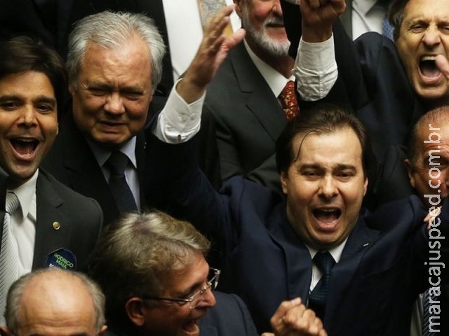 Rodrigo Maia vence Rosso no 2º turno e é eleito presidente da Câmara Rodrigo Maia vence Rosso no 2º turno e é eleito presidente da Câmara