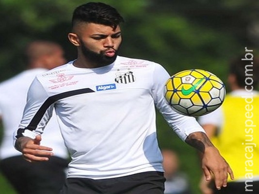 Entenda por que Gabriel ainda não renovou contrato com o Santos Entenda por que Gabriel ainda não renovou contrato com o Santos