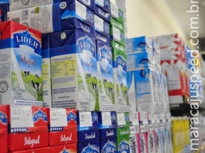 Procon alerta para diferença de quase 50% no preço do leite. 