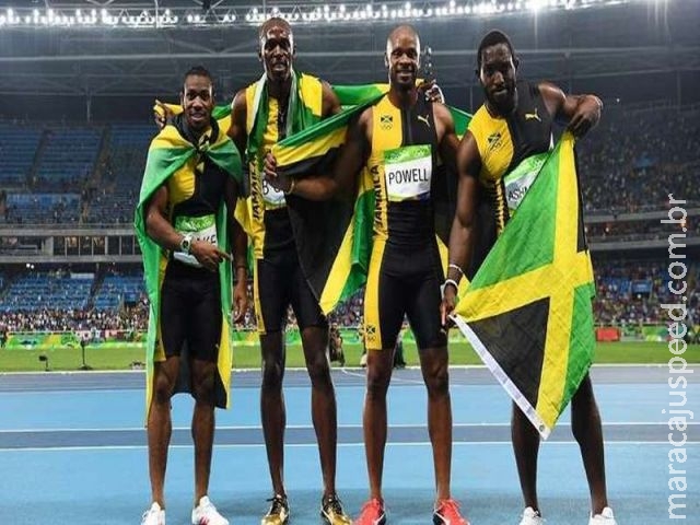 Com três ouros, Bolt se despede da torcida no Rio e brada: " Eu sou o maior " Com três ouros, Bolt se despede da torcida no Rio e brada: " Eu sou o maior "
