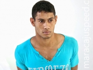 Max matou o atual namorado da ex, mas também queria tê-la matado