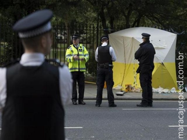 Ataque a facadas em Londres deixa um morto e cinco feridos