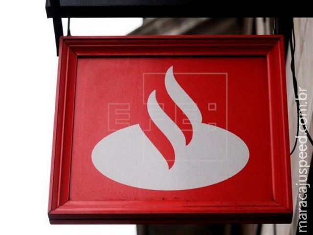 Santander recebe 11.942 inscrições em relançamento de programa de trainee