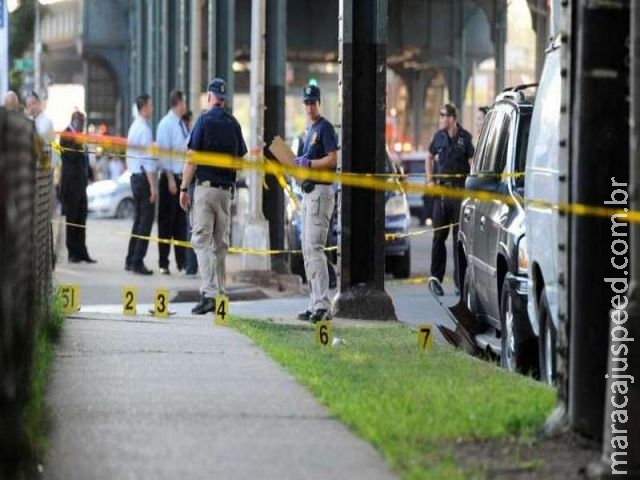 Imã e seu assistente são assassinados perto de mesquita em Nova York Imã e seu assistente são assassinados perto de mesquita em Nova York