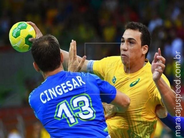 Brasil sai atrás, esboça reação, mas perde para a Eslovênia no handebol Brasil sai atrás, esboça reação, mas perde para a Eslovênia no handebol