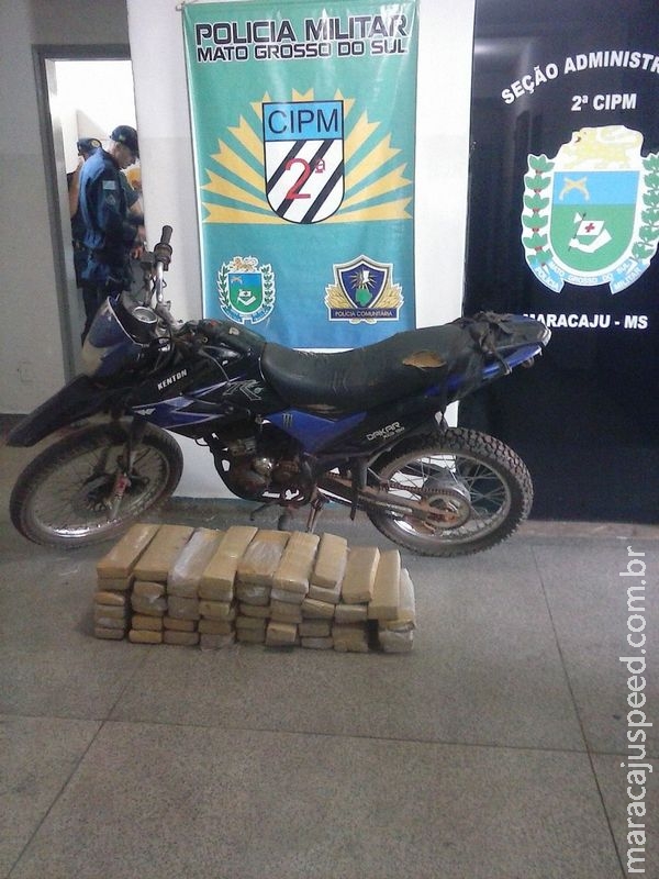 PM de Maracaju apreende 61 kg de Maconha que era transportada por motociclista traficante