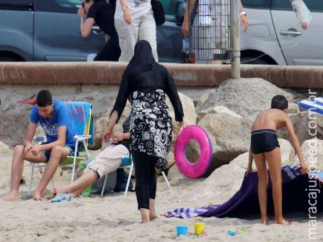 Corte francesa derruba proibição do burkini Corte francesa derruba proibição do burkini