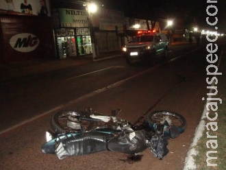 Motociclista morre atropelado por dois veículos em Dourados