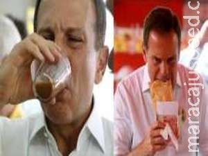 Doria não quer que você veja como ele se sente quando come como um brasileiro Doria não quer que você veja como ele se sente quando come como um brasileiro