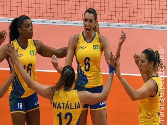 O silêncio que precede a fúria: Brasil derruba Rússia e vai invicto às quartas O silêncio que precede a fúria: Brasil derruba Rússia e vai invicto às quartas