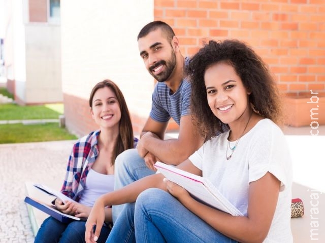 Permanecem abertas as inscrições para bolsas de estudo em faculdades de Maracaju