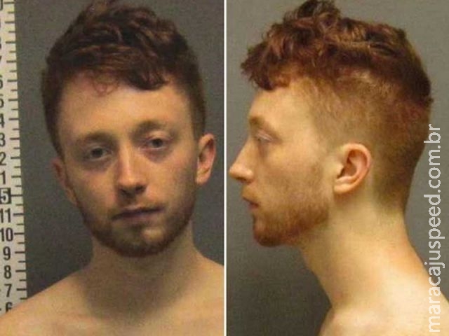 Americano nu é preso após agarrar e apertar testículos de policial Americano nu é preso após agarrar e apertar testículos de policial