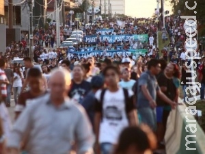 Puxada por astros do gospel, Marcha para Jesus reúne público de 80 mil Puxada por astros do gospel, Marcha para Jesus reúne público de 80 mil